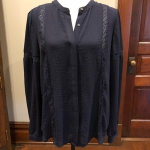 Lightweight Gap navy top